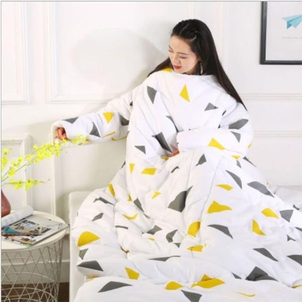 Wearablanket Wearable Lazy Quilt With Sleeves