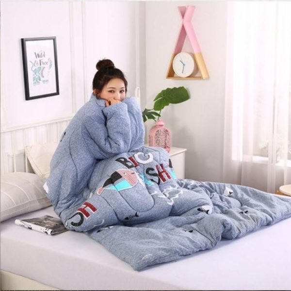 Wearablanket Wearable Lazy Quilt With Sleeves