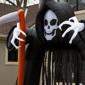 Fun Costumes 9.5Ft Grim Reaper Death Inflatable Archway Outdoor Decoration, Black Airblown Graveyard Front Yard Display Decor