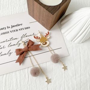 Charming Christmas Time Design Earrings