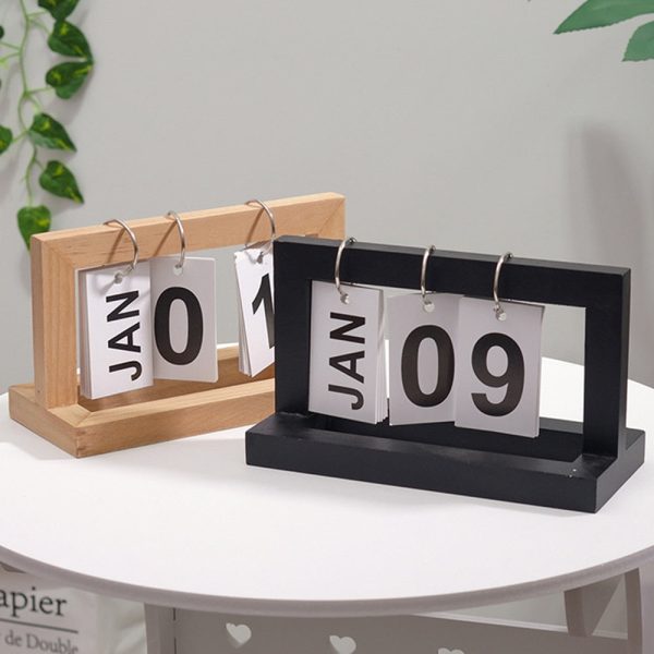 Wooden Flip Desktop Daily Calendar