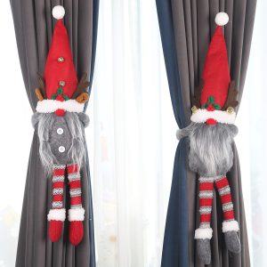 Santa'S Sleigh Ride Curtain Hook